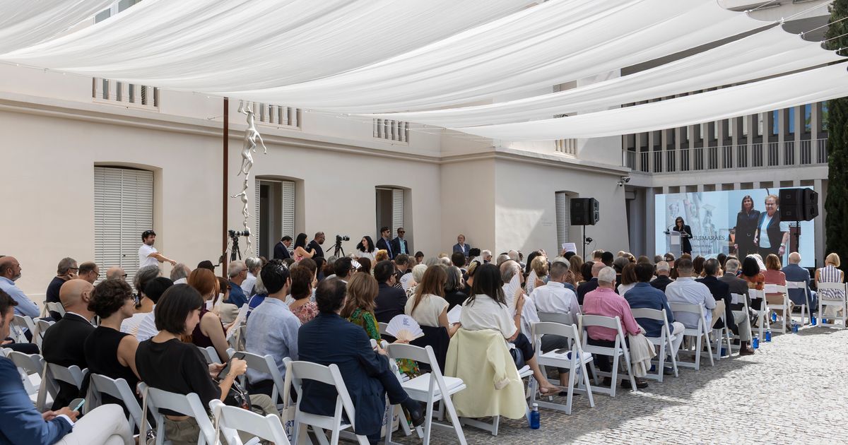Tribute to Helga de Alvear – Announcements – e-flux