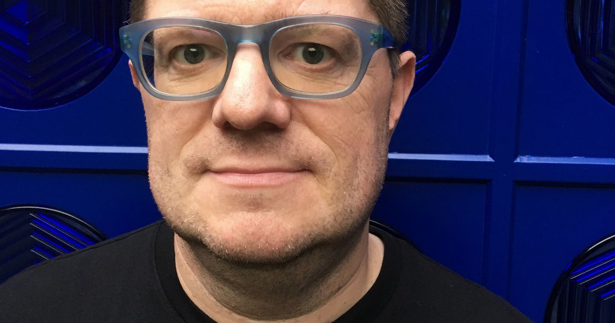 Josiah McElheny named 2017–18 Sachs Visiting Professor - Announcements - e-flux