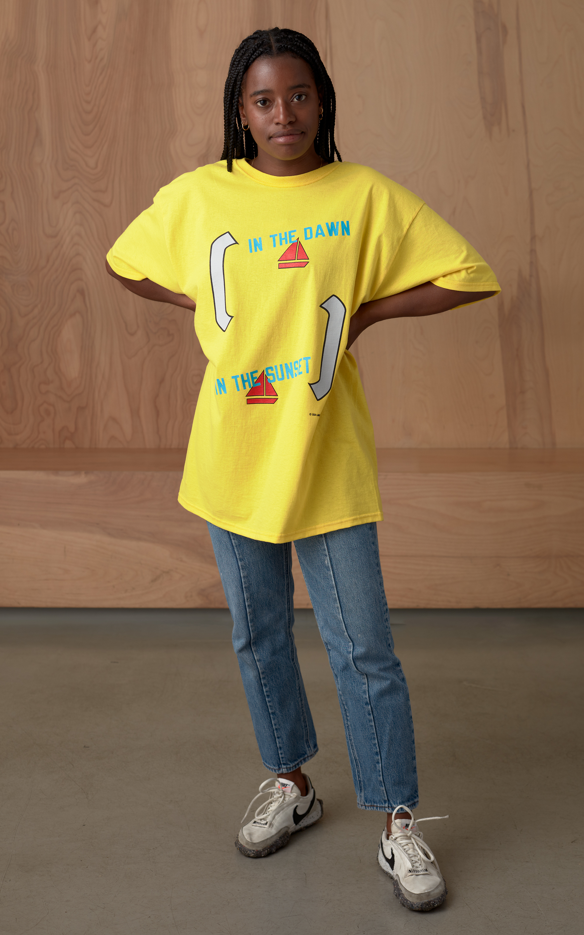 <p>Lawrence Weiner,&nbsp;<em>In the Dawn, In the Sunset</em>, 2020. Photographs by Gustavo Murillo.</p>
